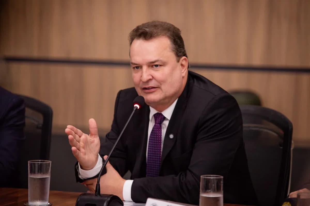 ALMT cumpre prazo e acelera votação de projetos estaduais