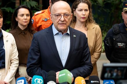 Governador promete ações contra crise de água em Várzea Grande