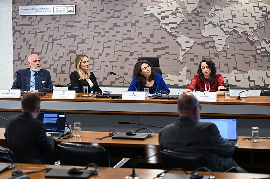 Marco Legal da IA deve proteger jornalismo e direitos autorais, defendem especialistas