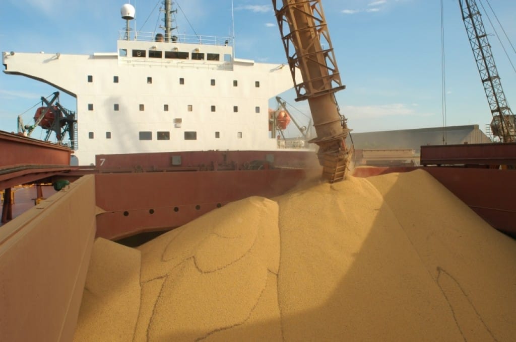 Agronegócio impulsiona superávit comercial de R$ 270 bi