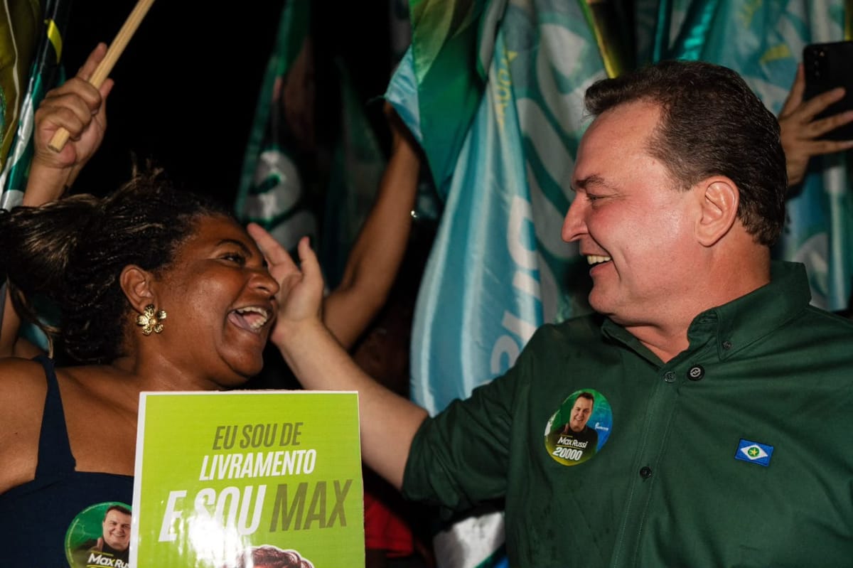 Max Russi reúne mais de 5 mil em lançamento de campanha e recebe apoio para 2030