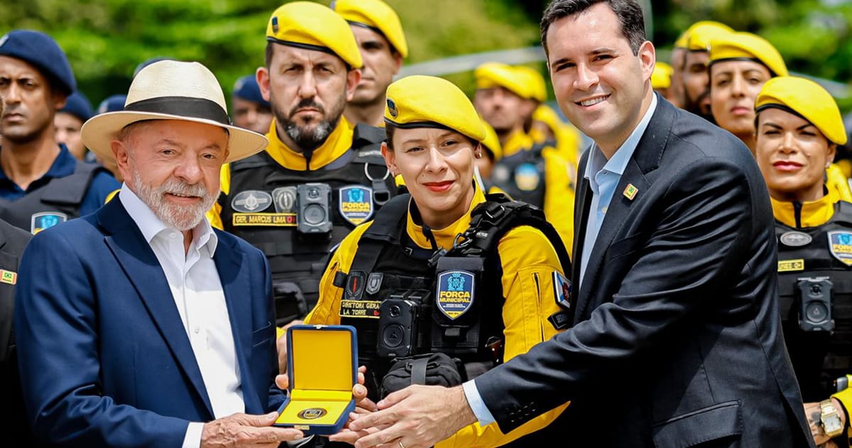 Lula critica EUA e compara terrorismo a golpe de Bolsonaro em fala no Rio