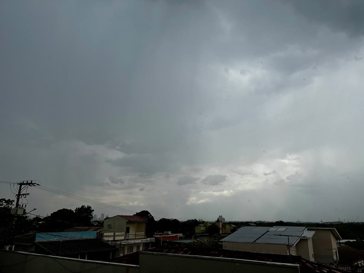 Início da primavera em MT terá alerta de tempestades nesta terça-feira