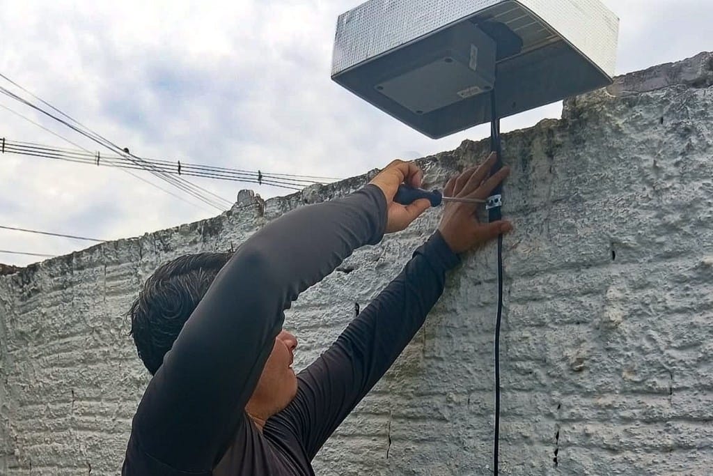 Várzea Grande instala 20 equipamentos para monitorar água em escolas