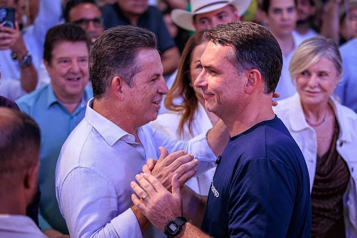 Cidinho revela convite de Flávio Bolsonaro a Mauro para apoiar 2º turno presidencial
